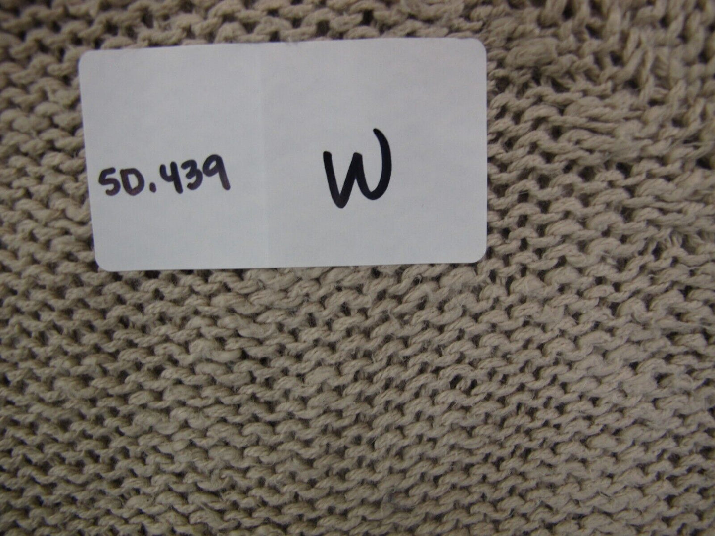 Forever 21 Womens Pullover Knitted Sweater Long Sleeves Crew Neck Beige SZ Small