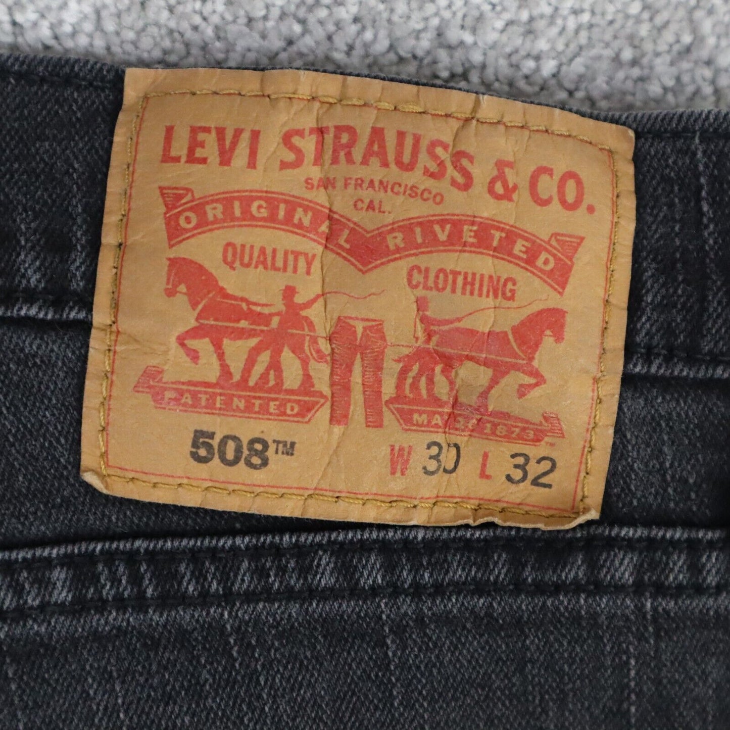 Levi s 508 Jeans Women s Size 30 Black Stretch Slim Fit Skinny Leg Denim Jeans