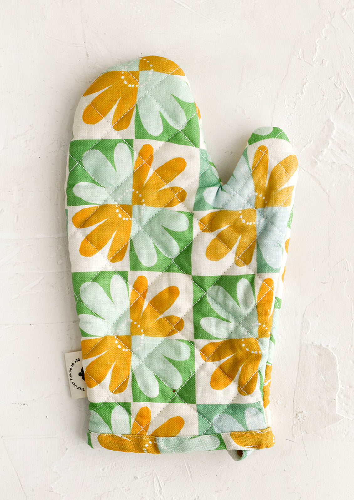 60's Floral Oven Mitt