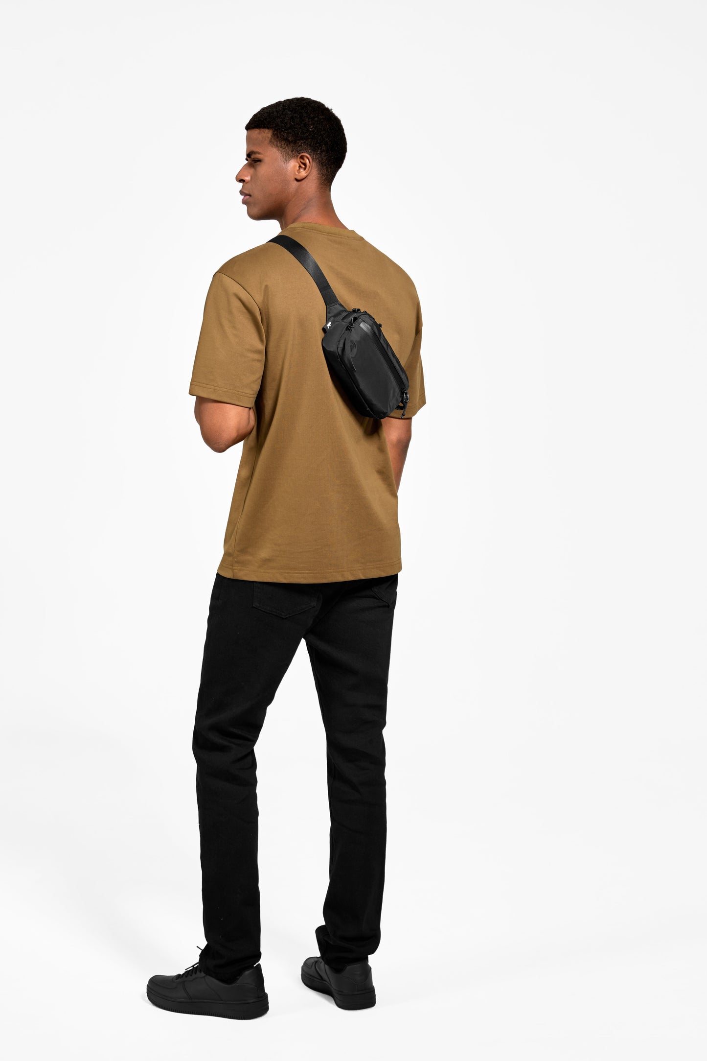 Tomtoc Aviator Chest Bag 1.5L (Black)