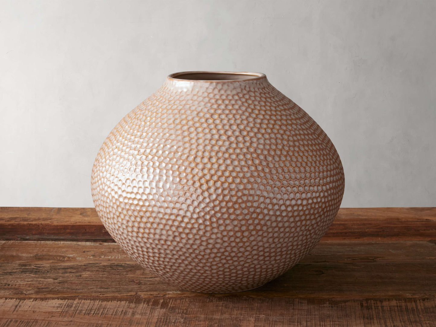 Eva Round Vase in Taupe