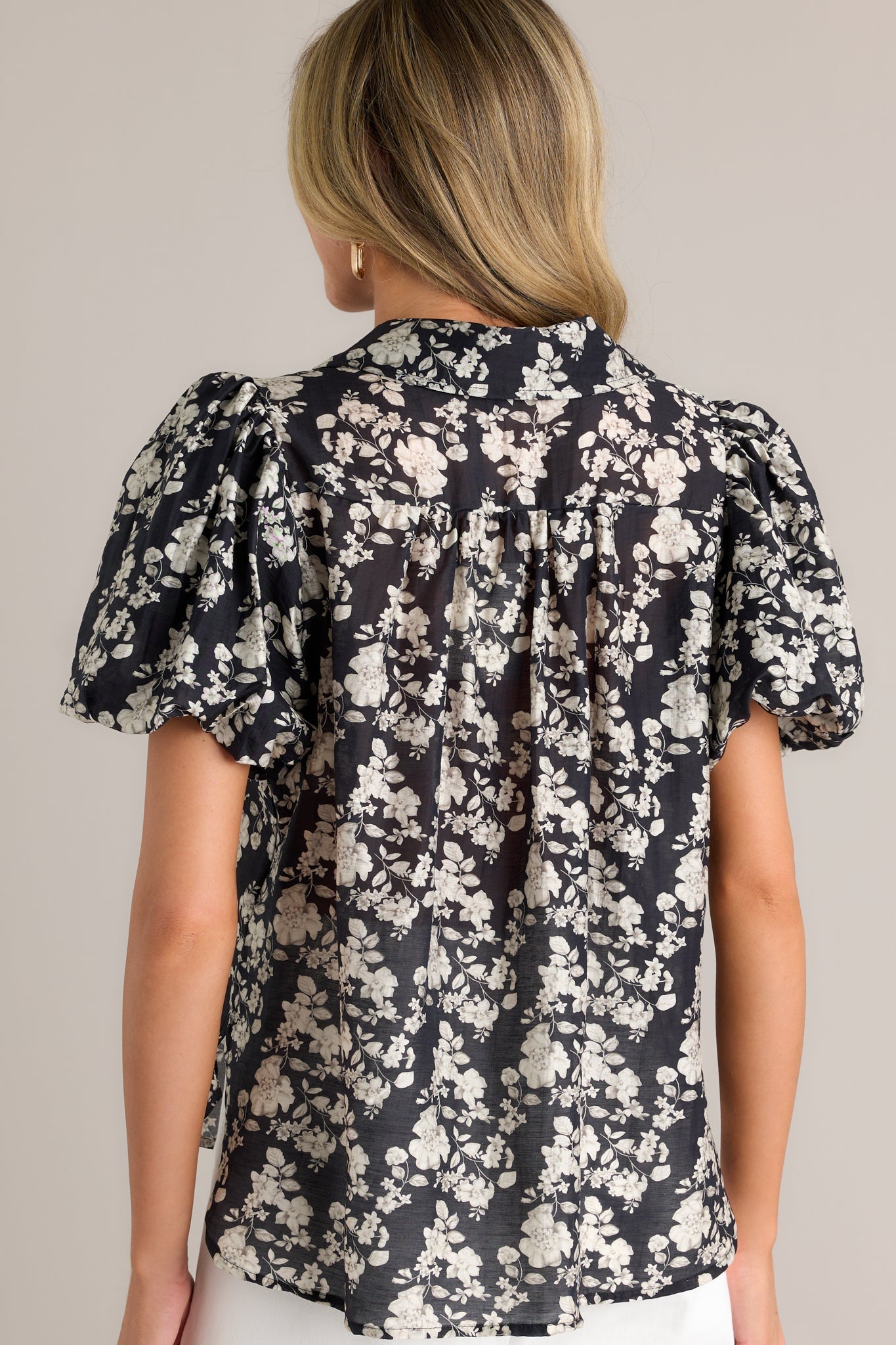 Morning Strolls Black Floral Puff Sleeve Blouse