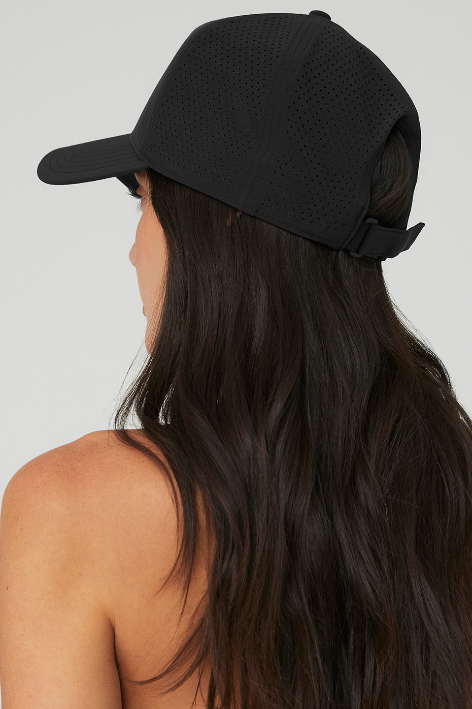 Performance District Trucker Hat - Black/White