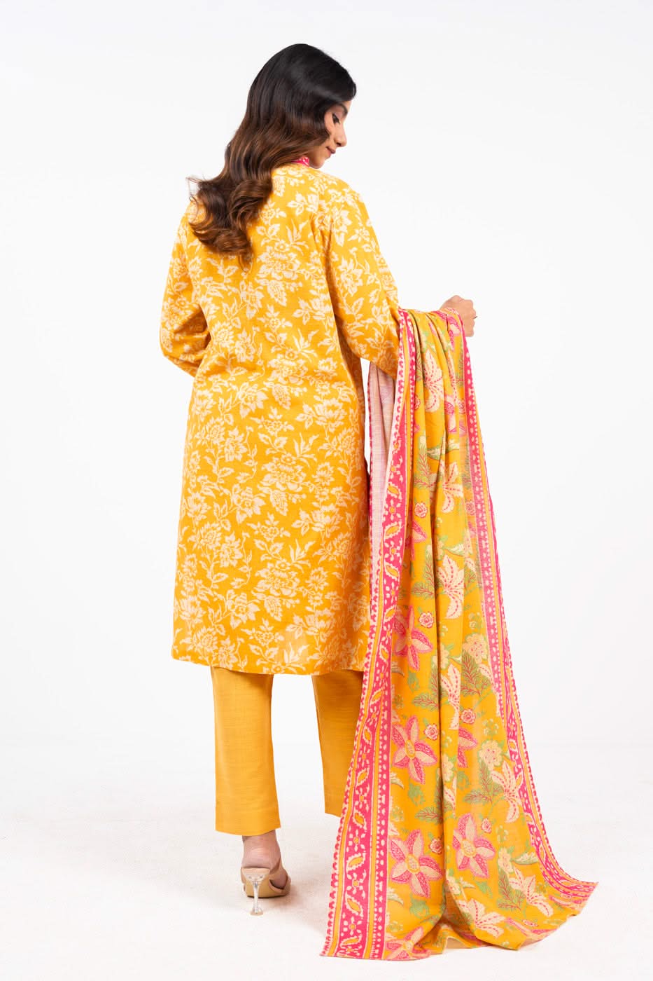3 Piece Printed Khaddar Suit With Light Khaddar Dupatta