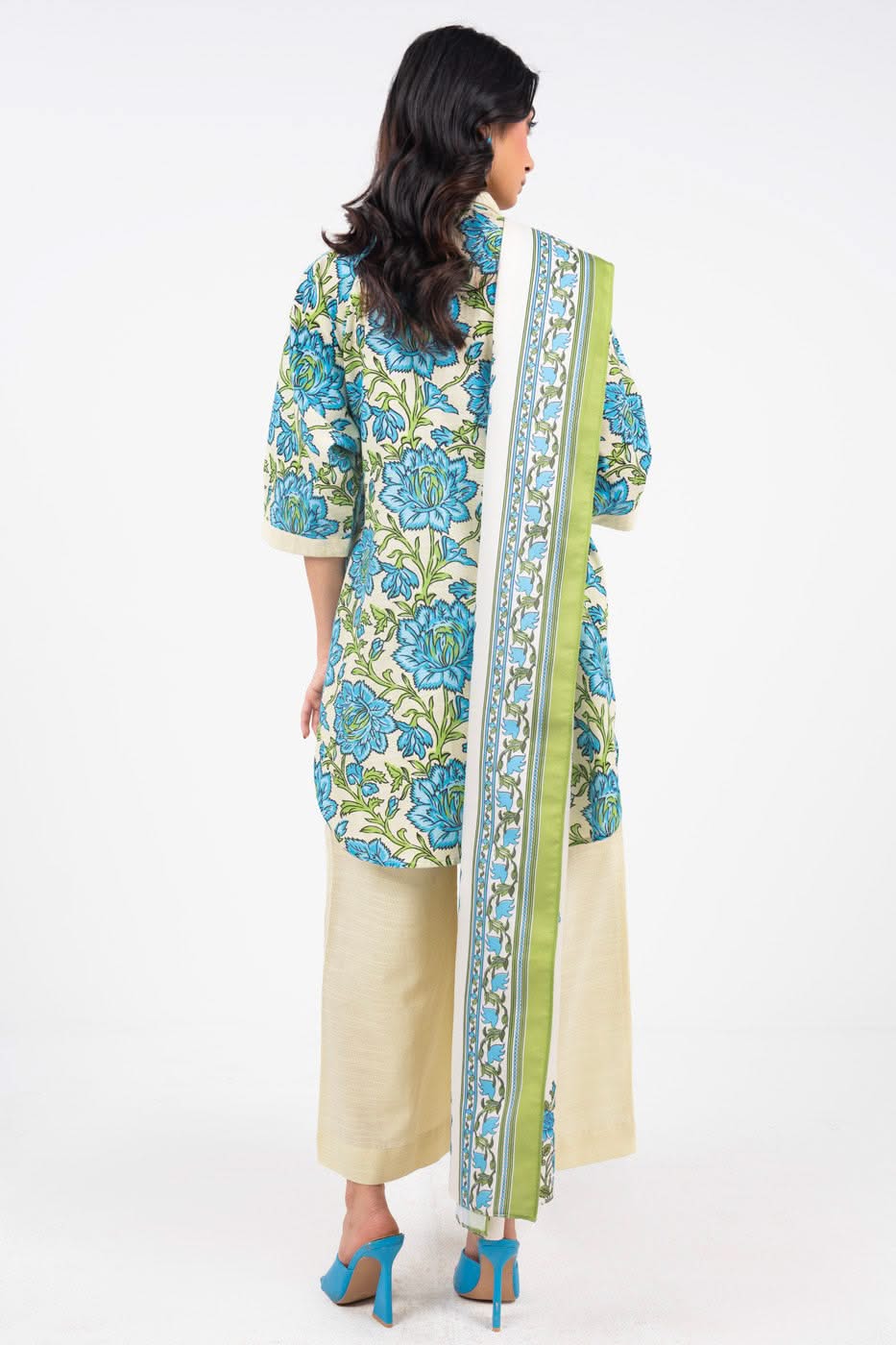 3 Piece Printed Viscose Slub Suit With Silky Line Dupatta