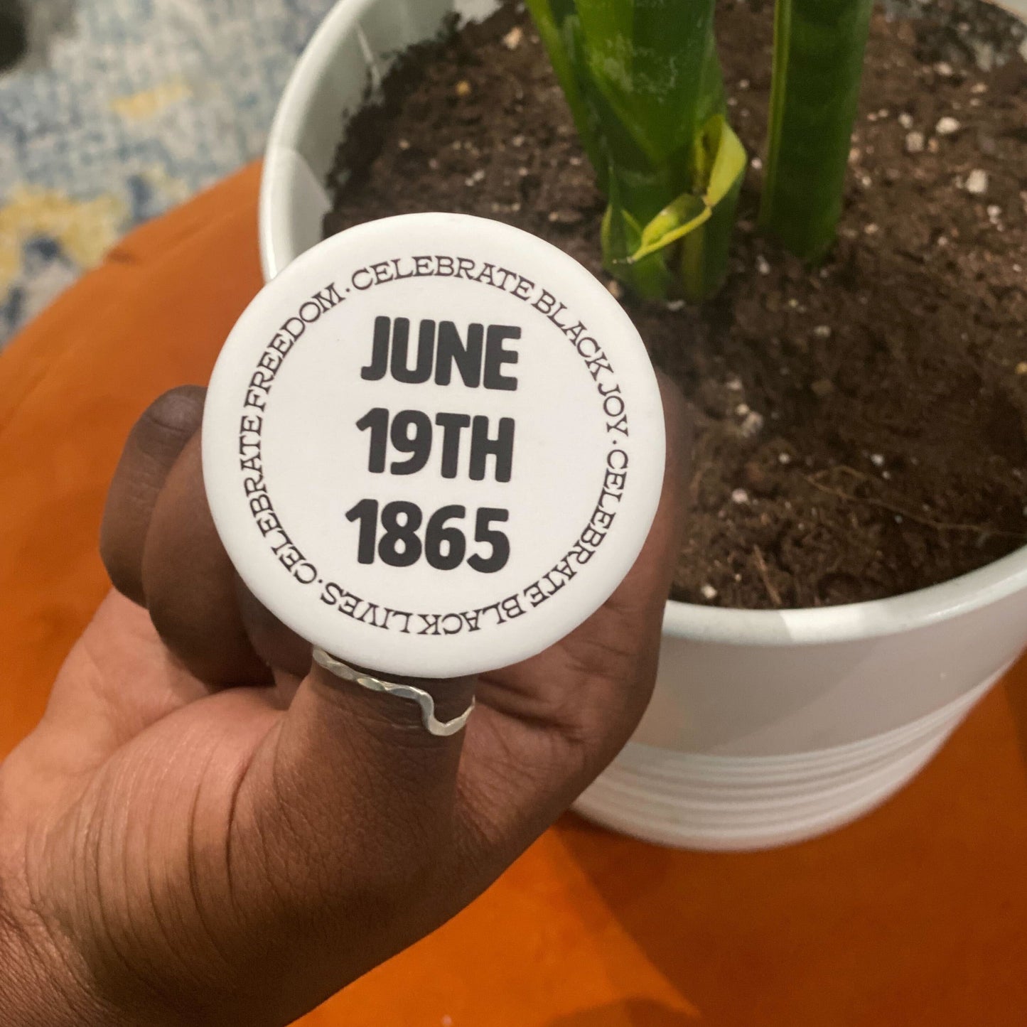 Celebrate Button