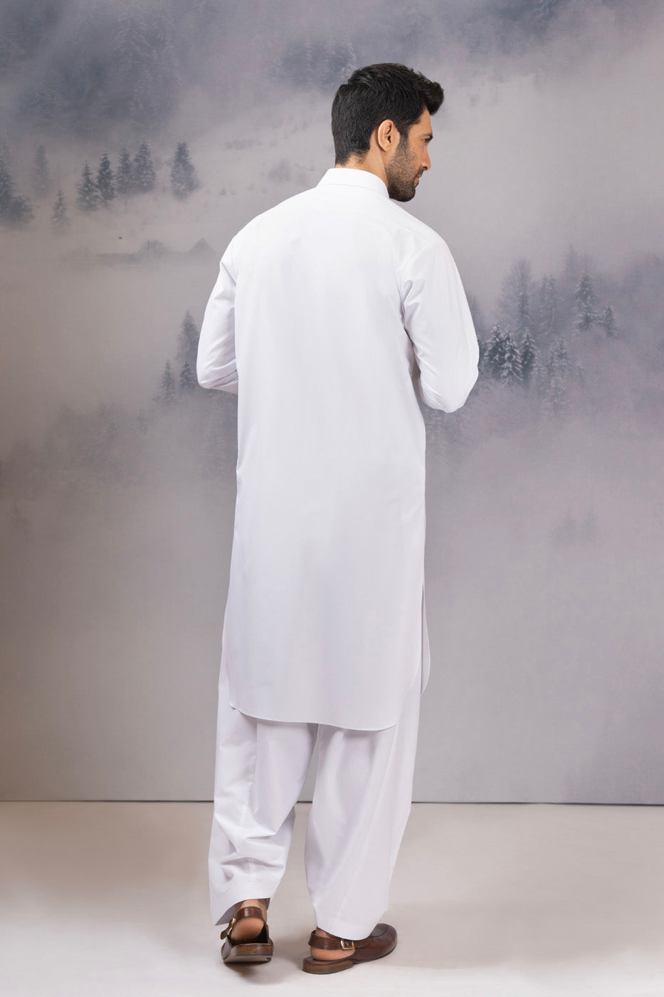Latha Shalwar