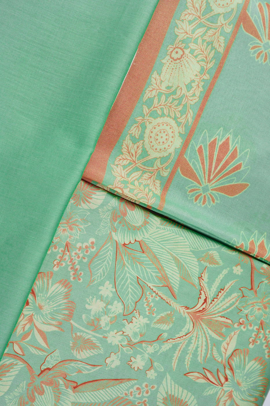 3 Pc Printed Lawn Suit With Lawn Dupatta