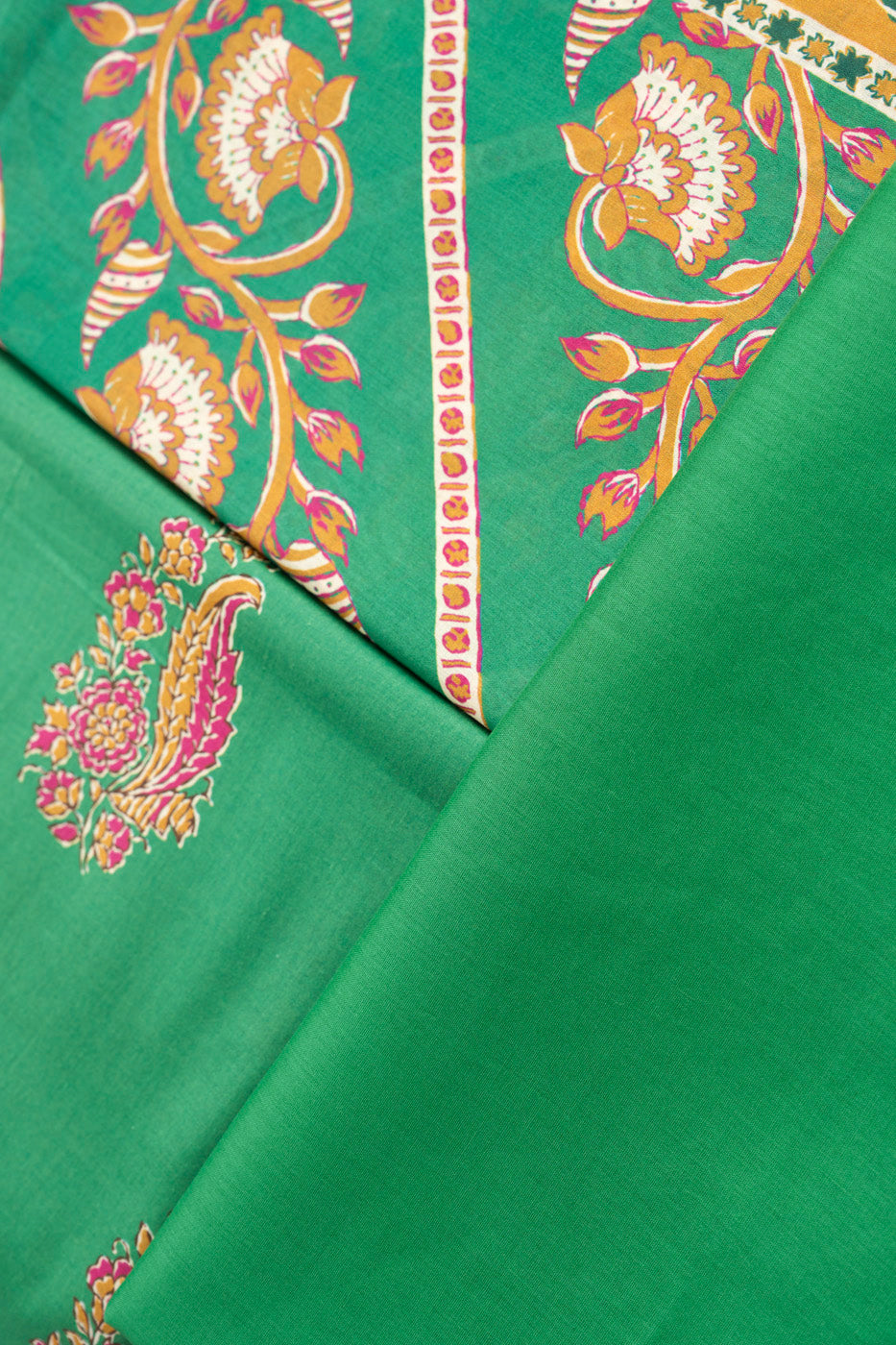 3 Pc Printed Lawn Suit With Lawn Dupatta