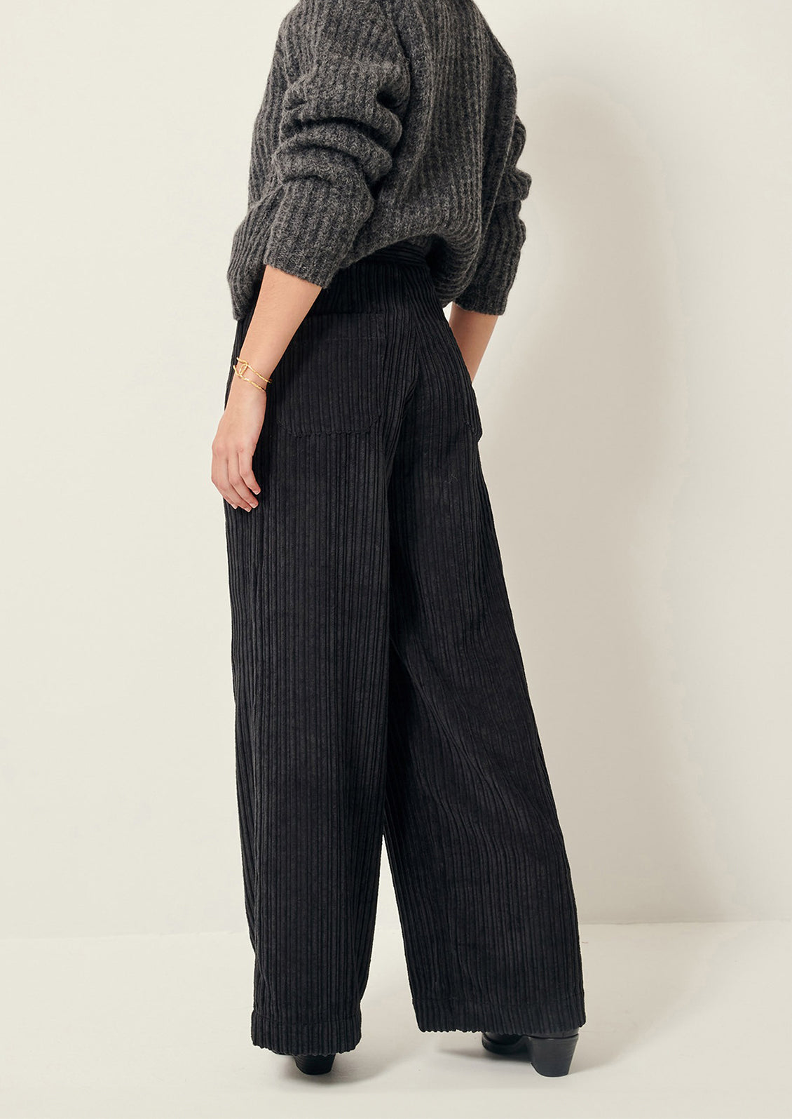 Cap East Corduroy Pant