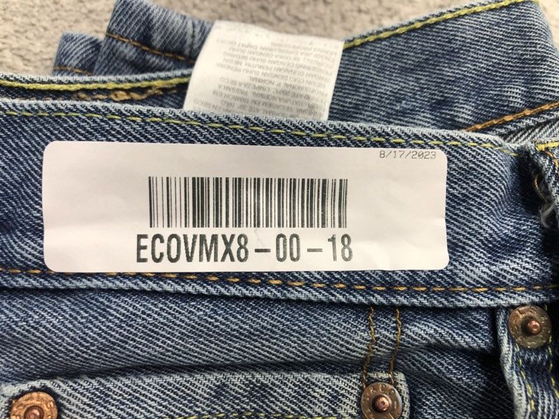Levis Jeans Mens W32XL32 Blue Mens Straight Leg Denim Jeans Casual Outdoor