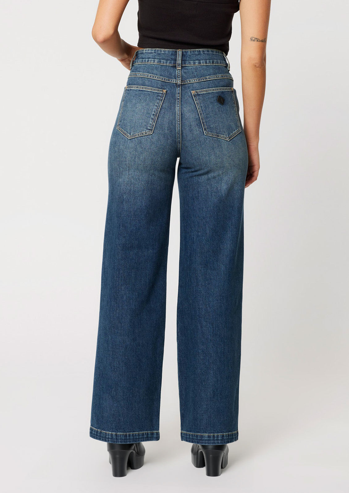 94 High & Wide Jean in Jana
