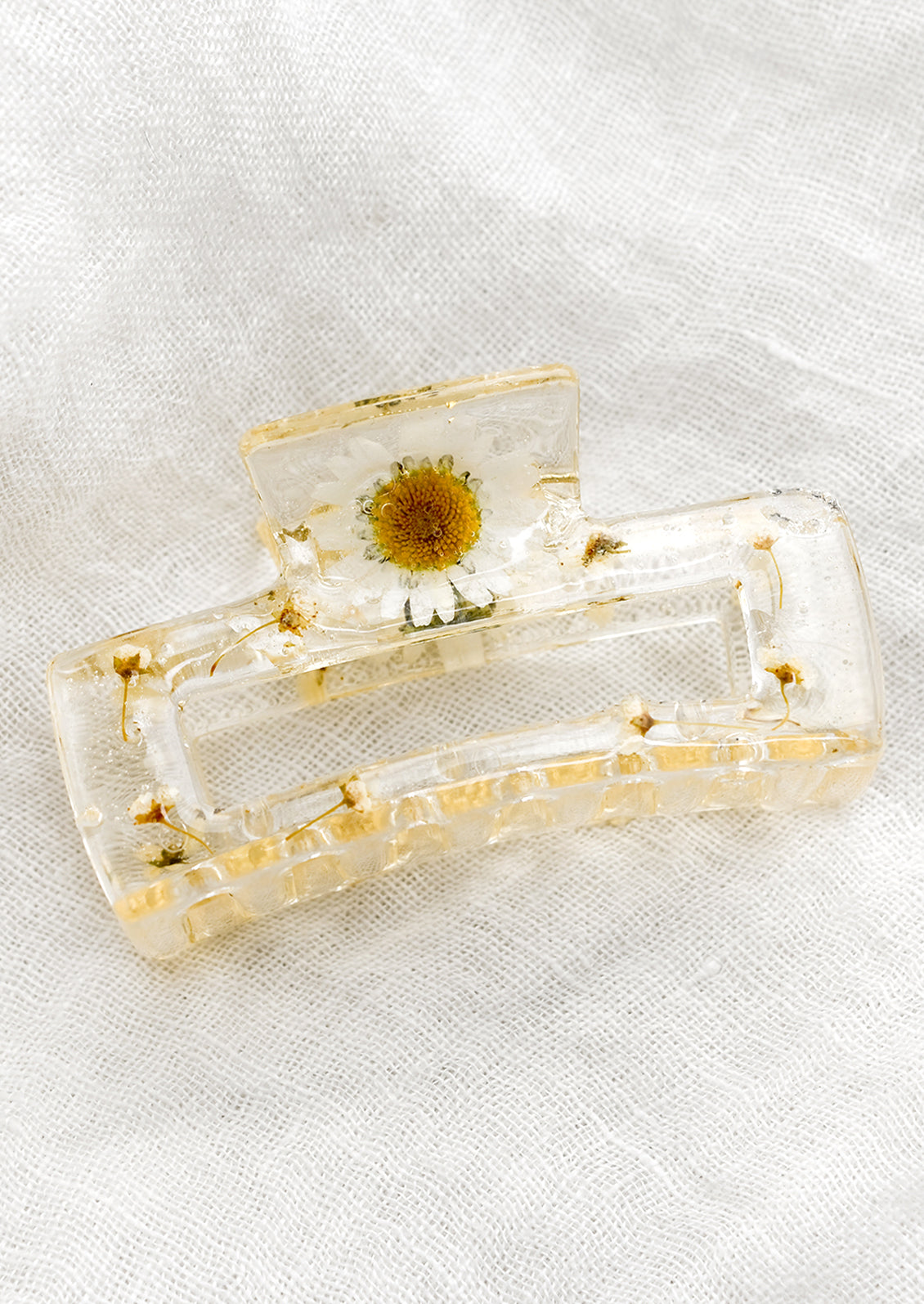 Pressed Daisy Floral Hair Claw