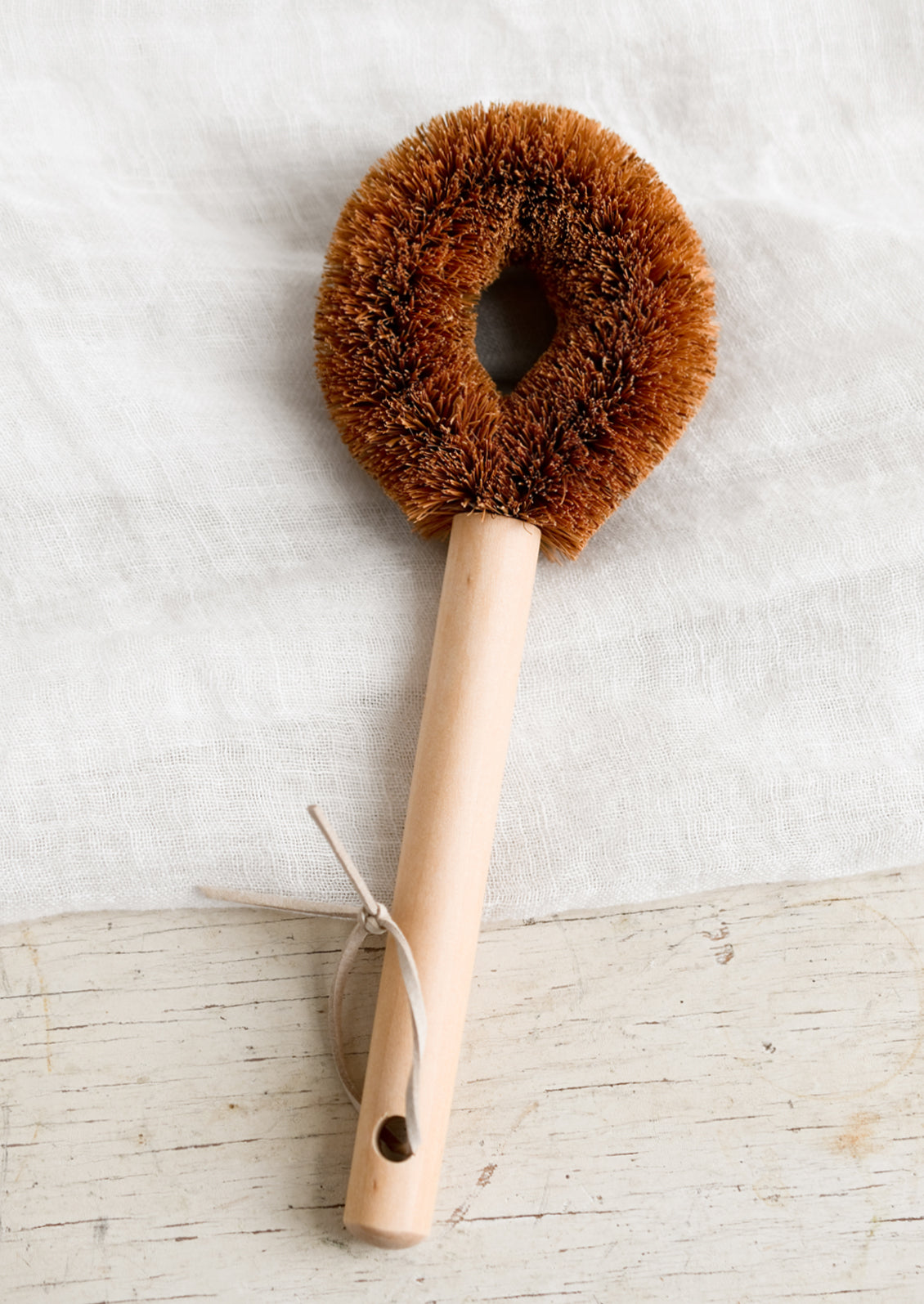 Round Coconut Bristle Brush