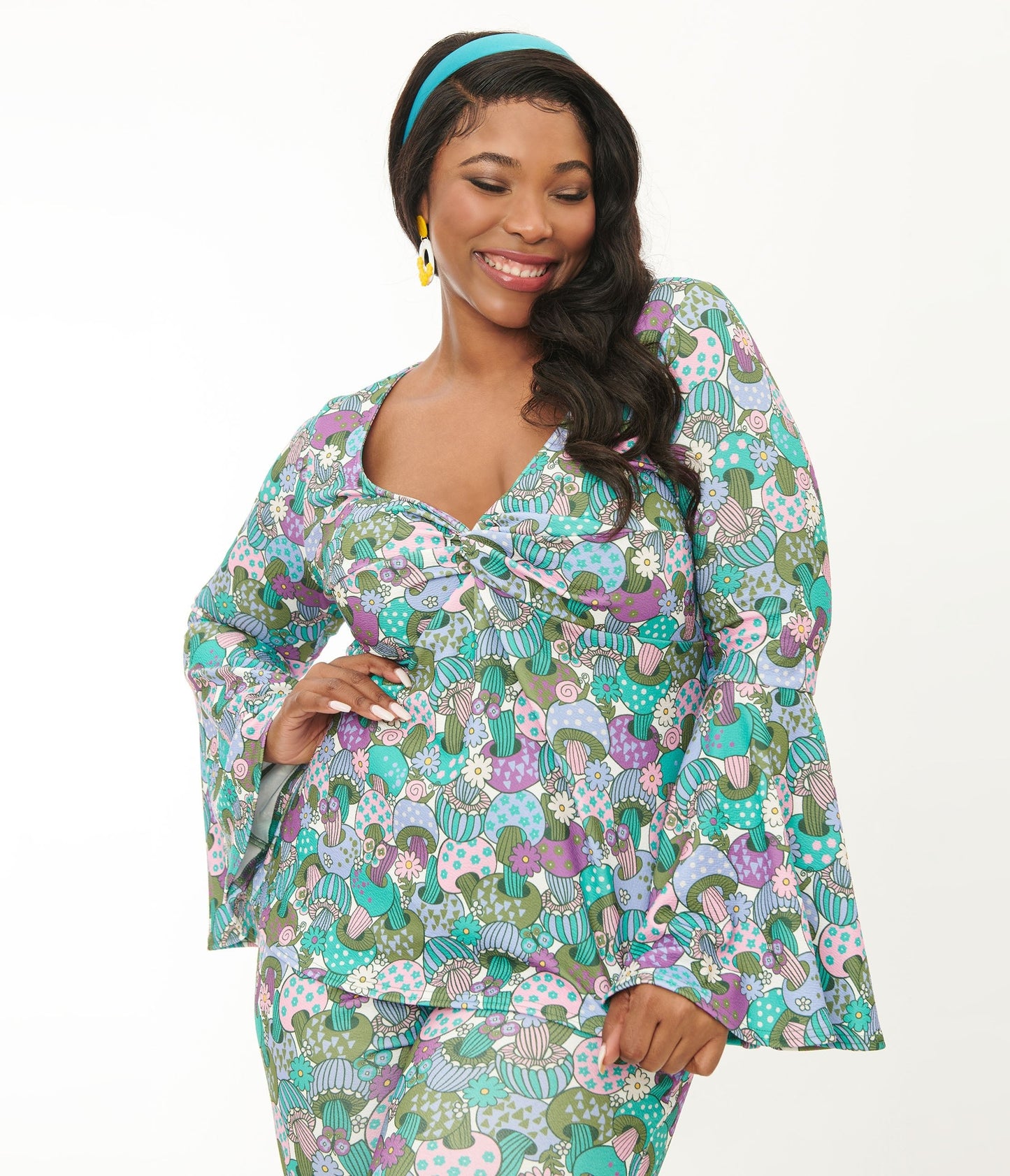 Smak Parlour Plus Size Teal Groovy Mushrooms Trumpet Sleeve Top