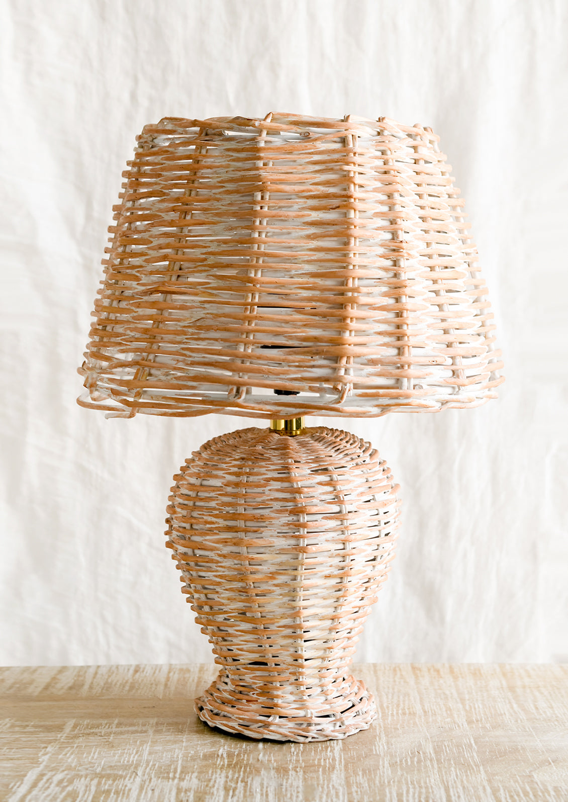 Gus Wicker Table Lamp