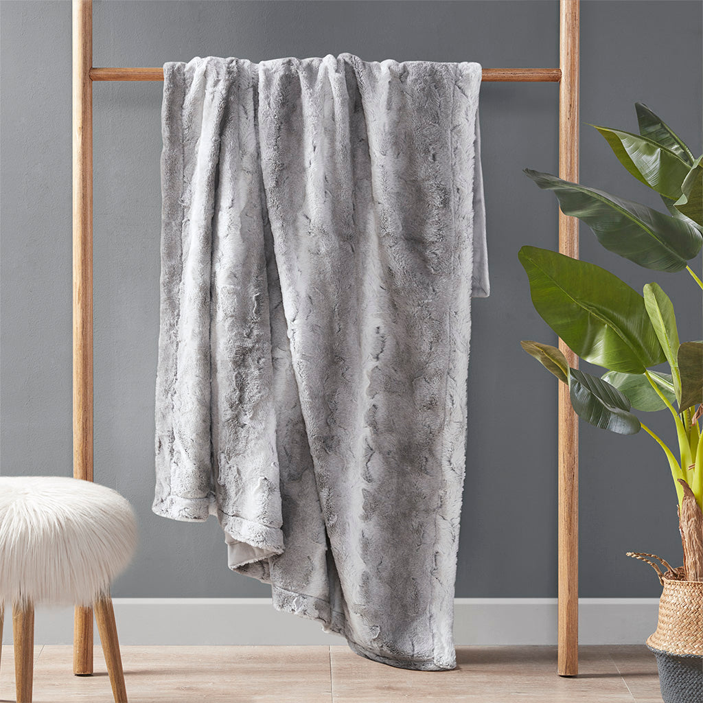 Zeona Oversized Faux Fur Throw, 60" x 70"