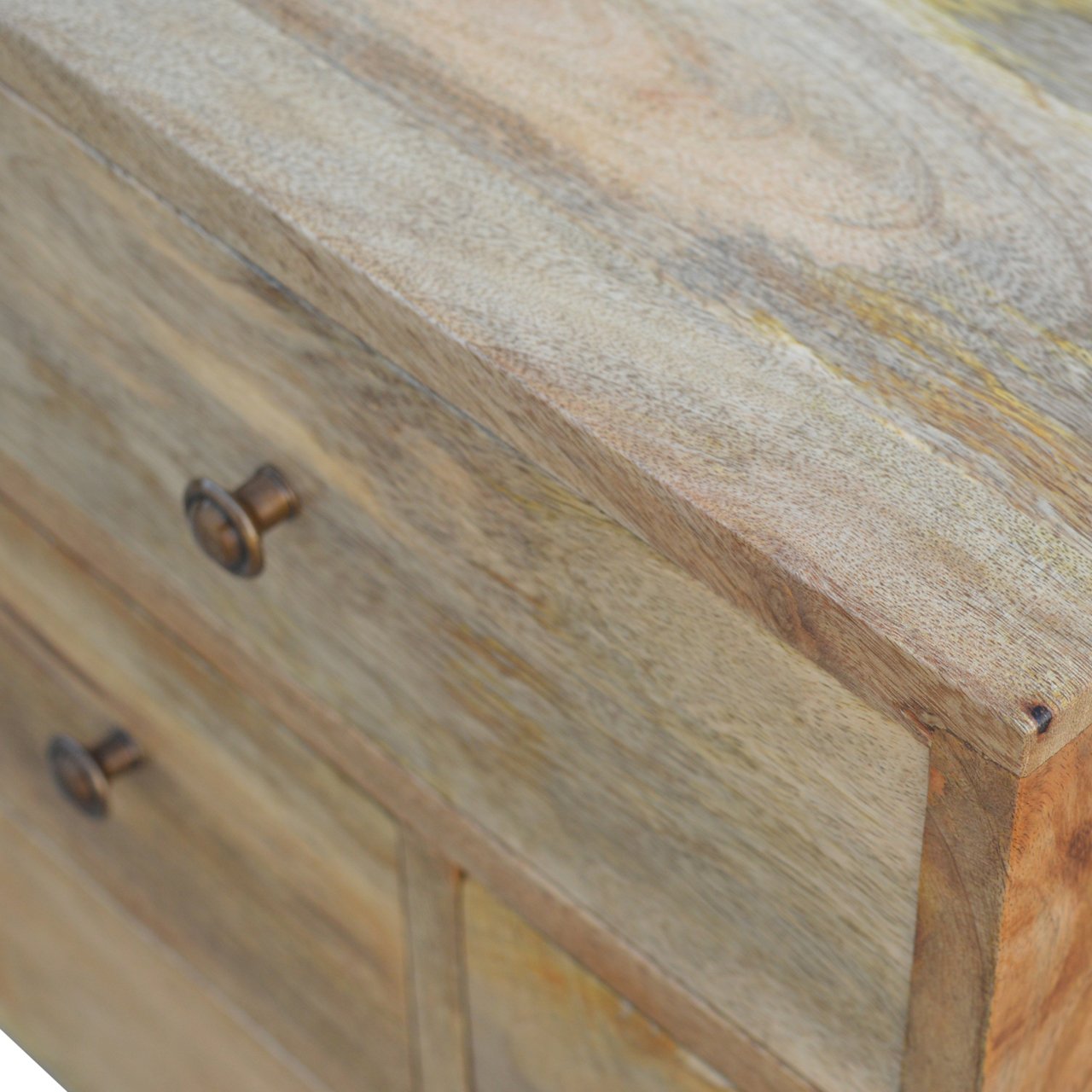 4-Drawer Bedside with Tapered Legs and Shiny Knobs