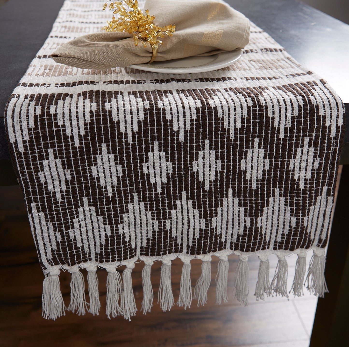 Colby Southwest Dark Brown/Stone Table Runner 15X72