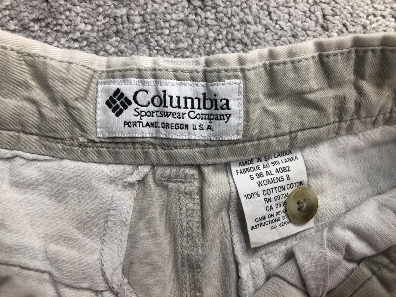 Columbia Shorts Womens 8 Off White 100% Cotton Chino Shorts Pockets Lightweight