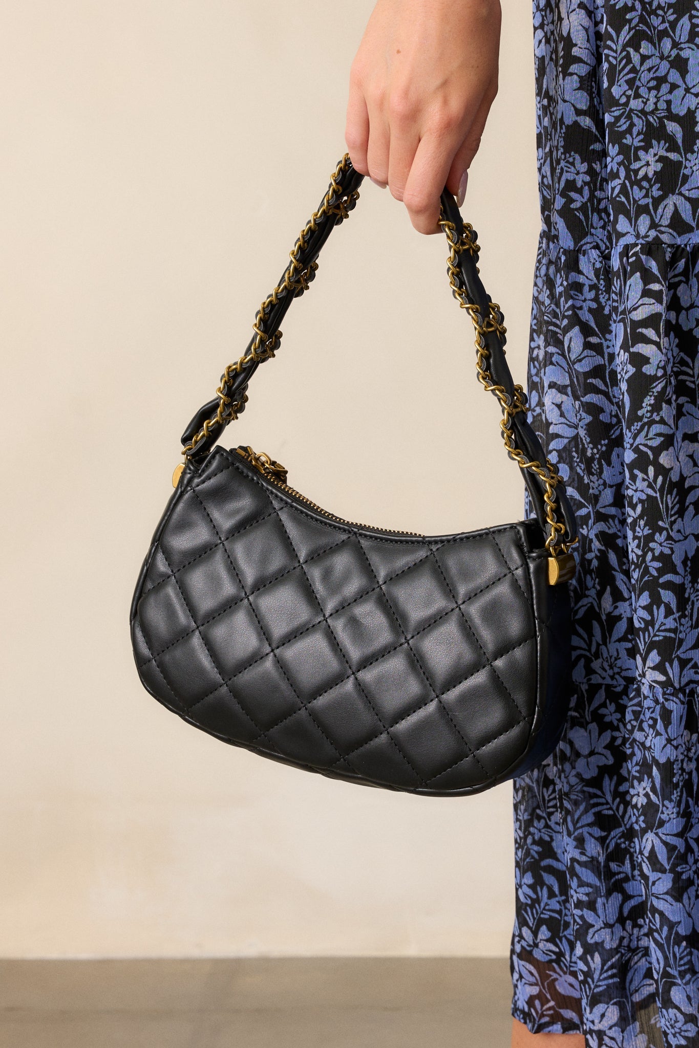 Jaded Serenade Black Quilted Handbag