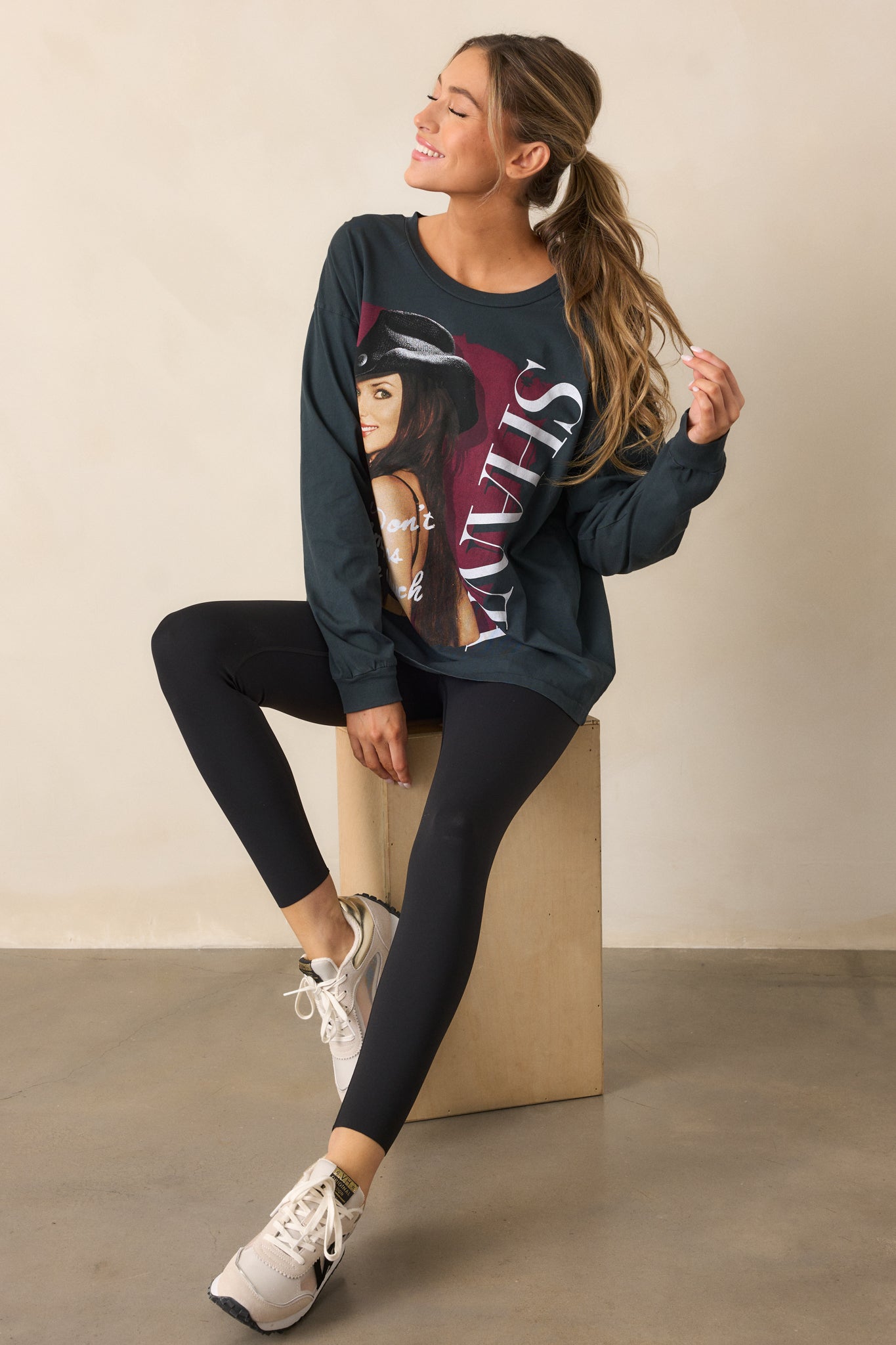Shania Twain That Don't Impress Me Much Vintage Black Long Sleeve Tee