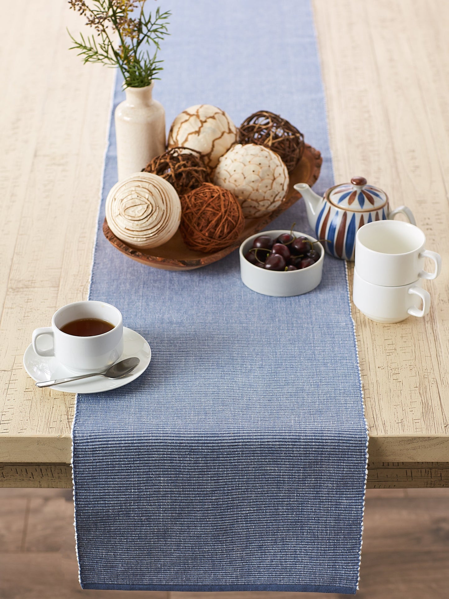 Stonewash Blue/White 2-Tone Ribbed Table Runner 13X108