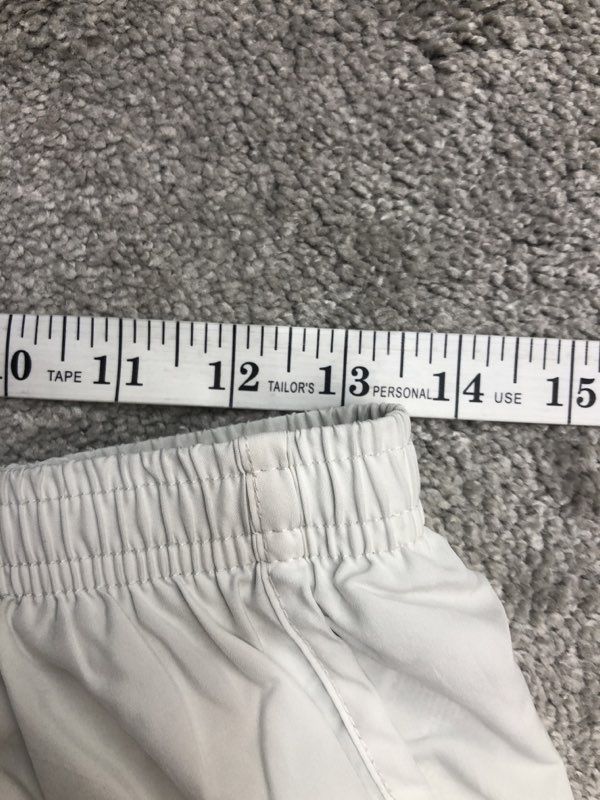 Nike Shorts Womens Medium White Athletic Shorts Running Jogging Lightweight