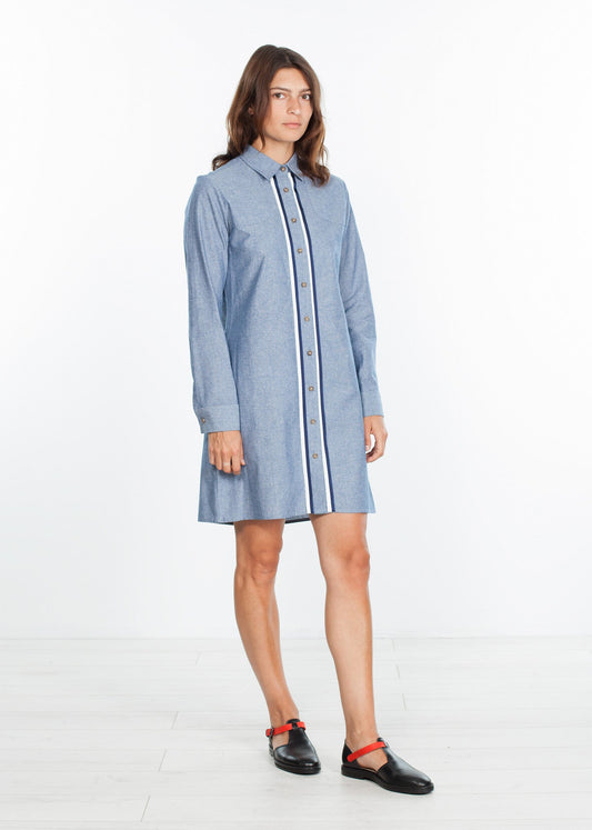 蓝色 Chambray 衬衫式连衣裙