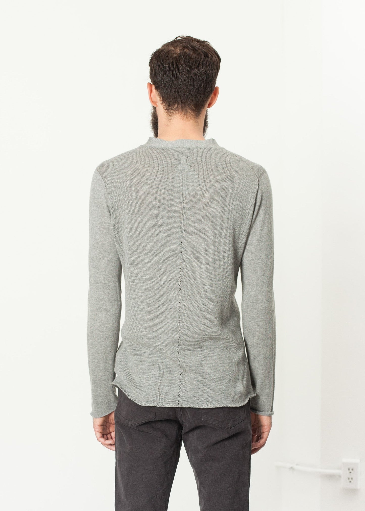灰色的 Garbo Henley