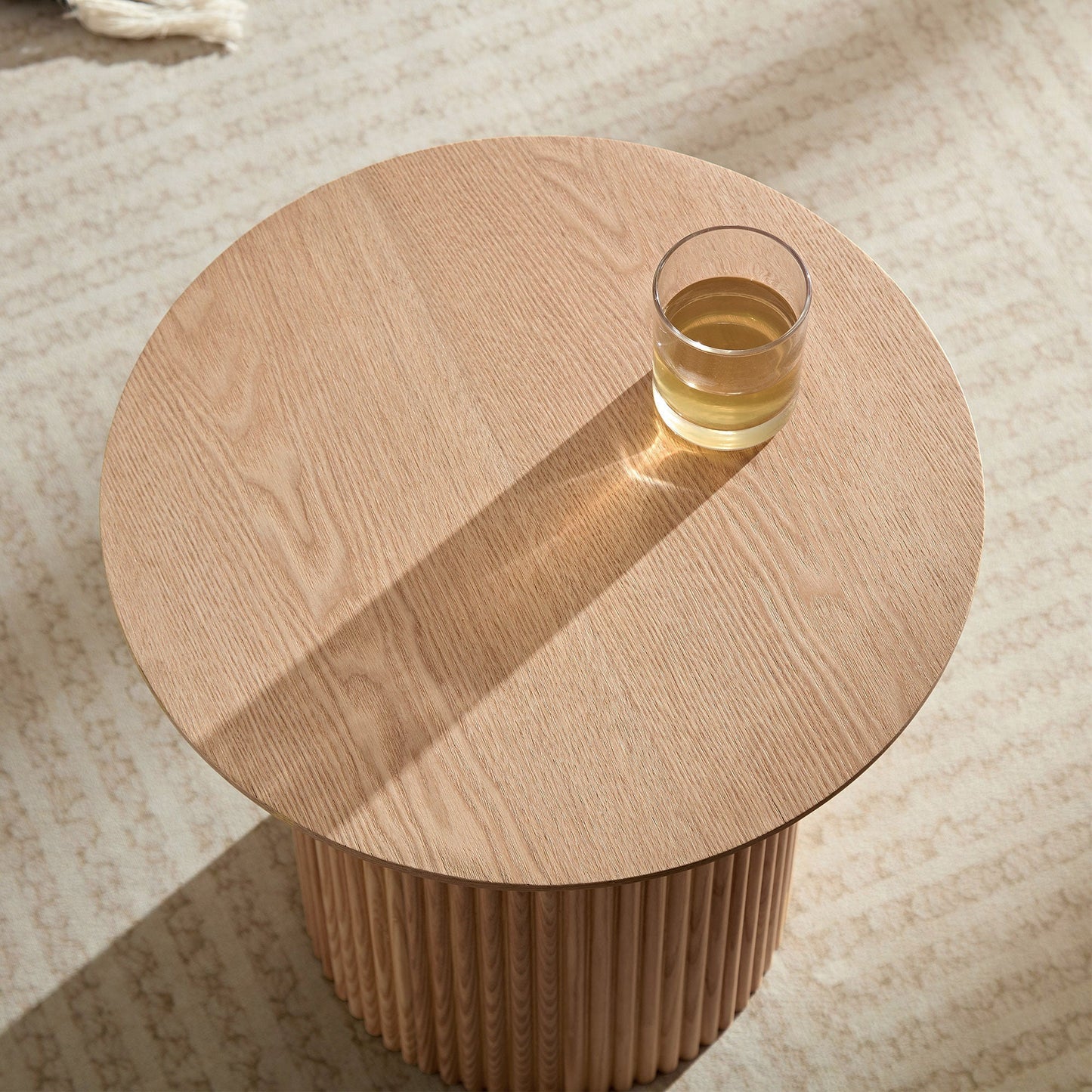 Volet 17.71" Round Side Table with Wave Pattern Base