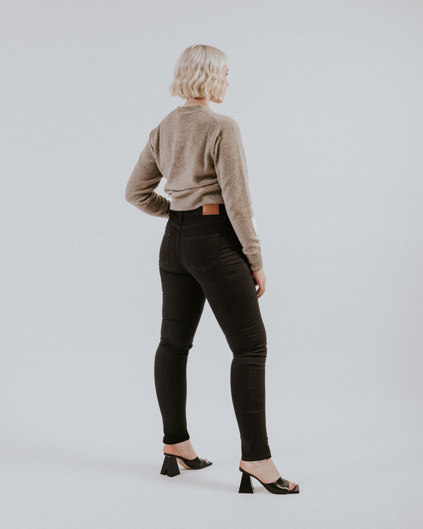 The Dina - Black Stretch