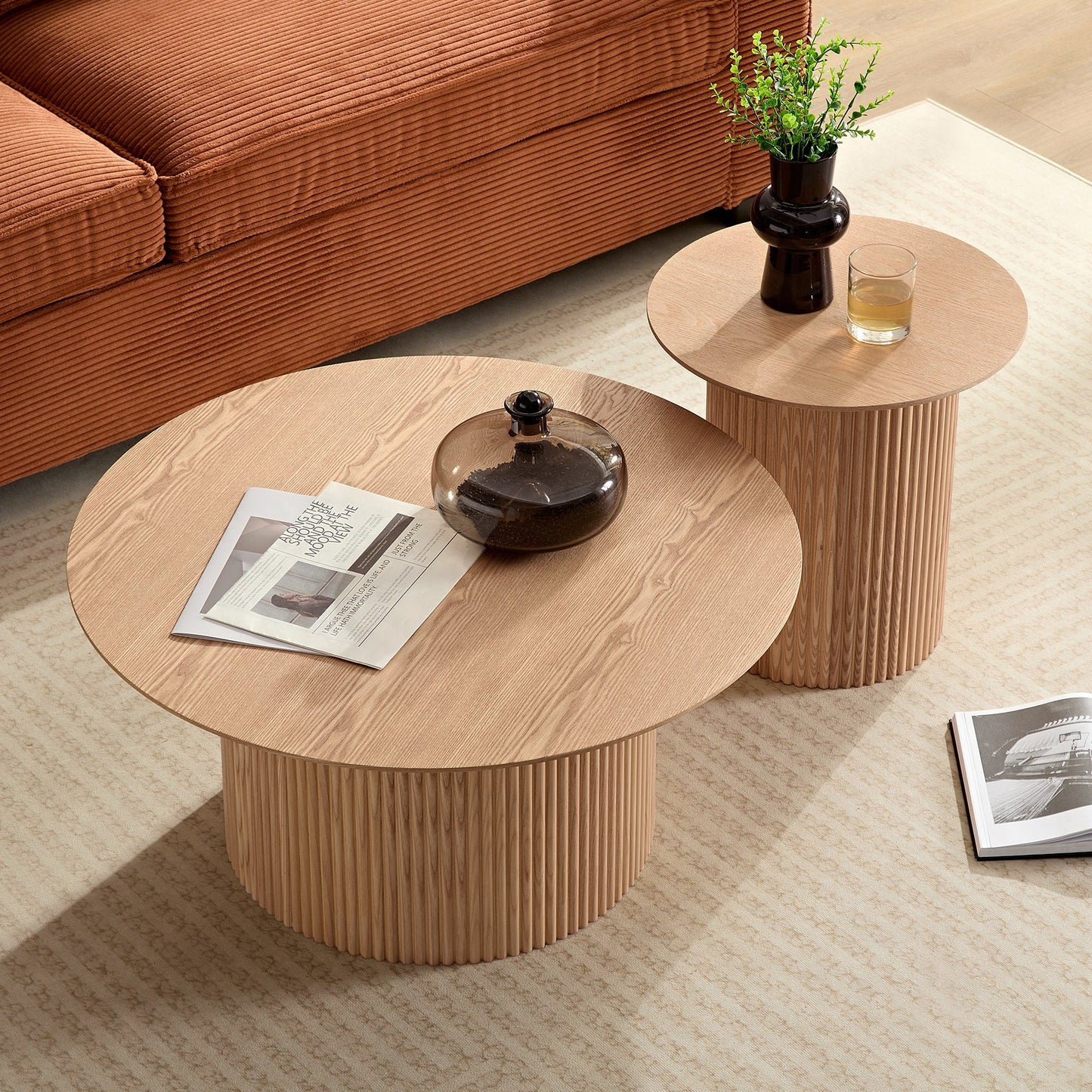 Volet 17.71" Round Side Table with Wave Pattern Base