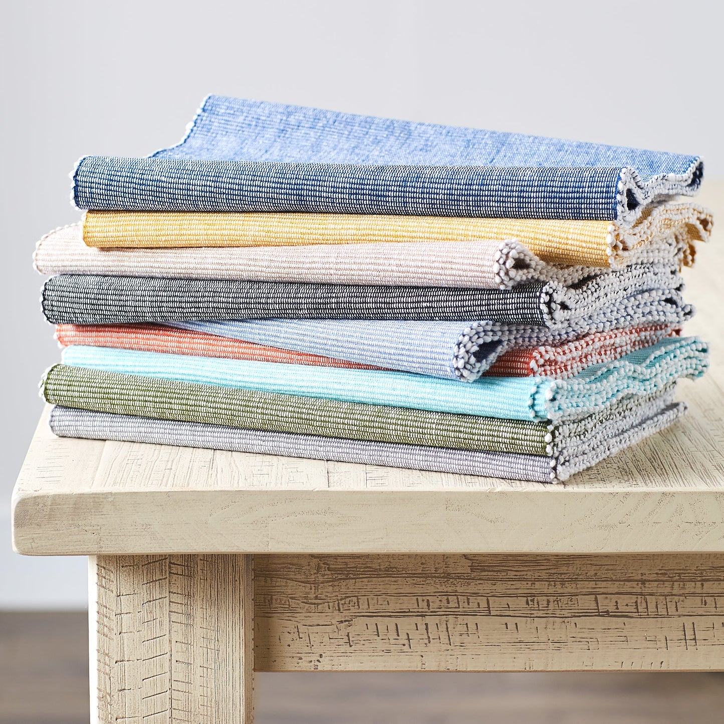 Aqua/White 2-Tone Ribbed Table Runner 13X72