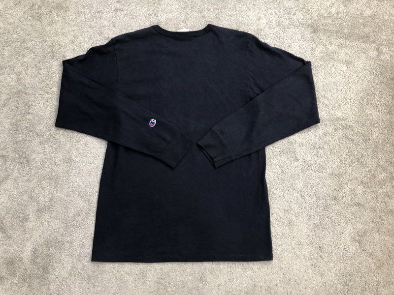 Champion T-shirt Mens Medium Blue Long Sleeve Crew Neck T Shirt Spell Out Logo