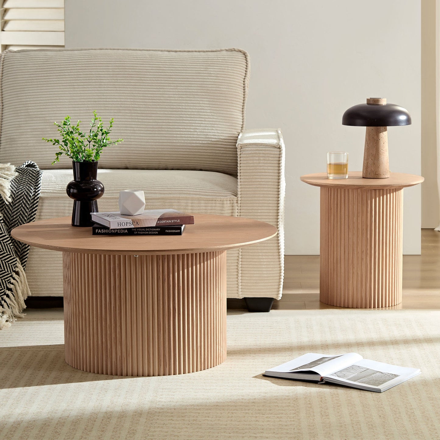 Volet 31.49" Round Coffee Table with Wave Pattern Base