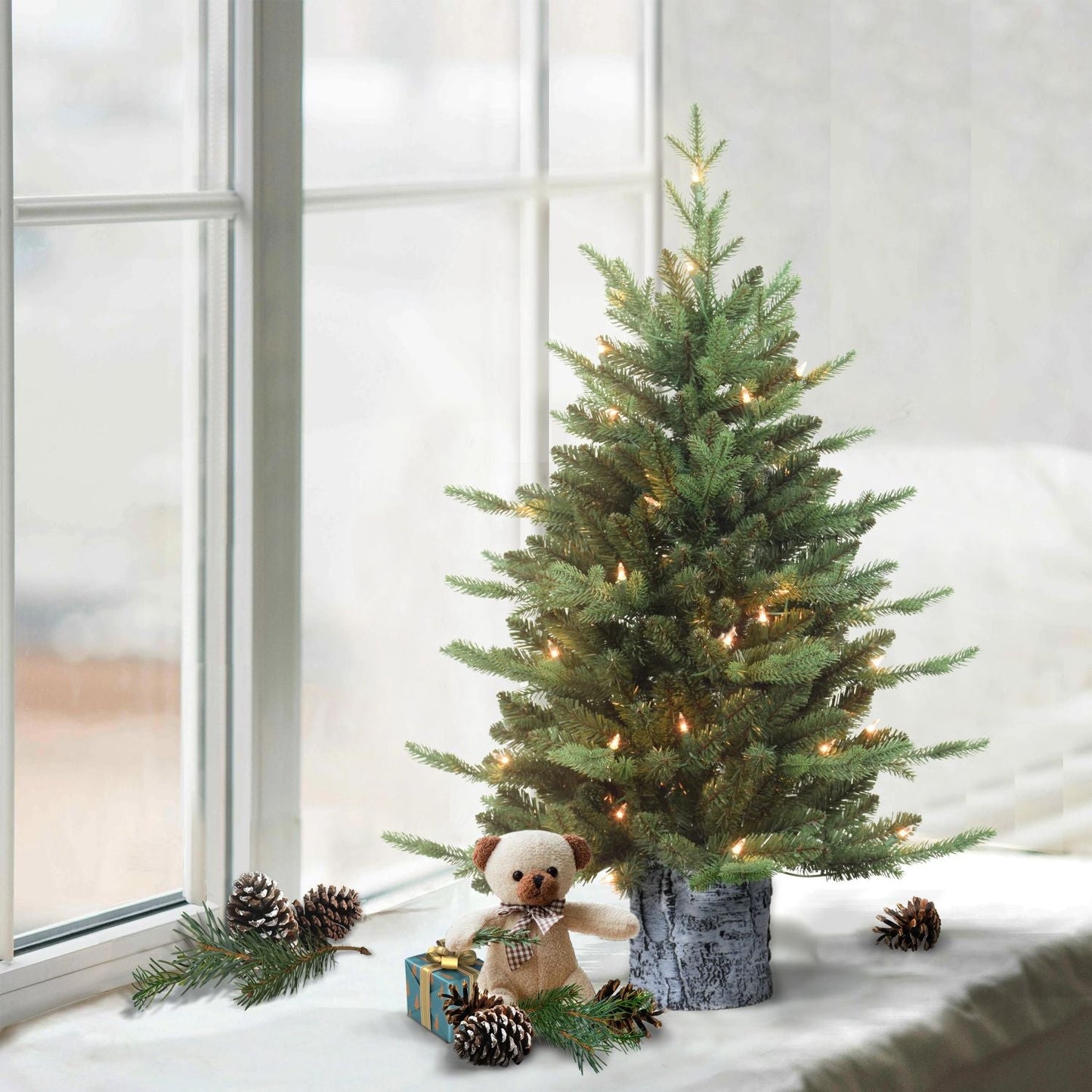 3 ft Pre-lit Potted Artificial Christmas Tree with Clear Lights