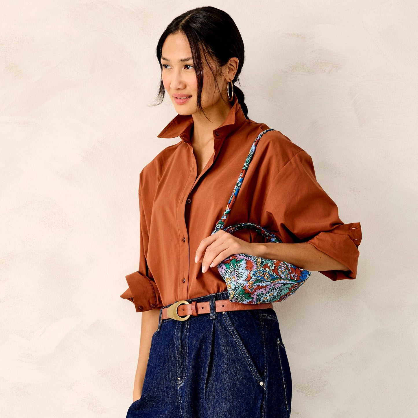 Roxbury Crescent Crossbody