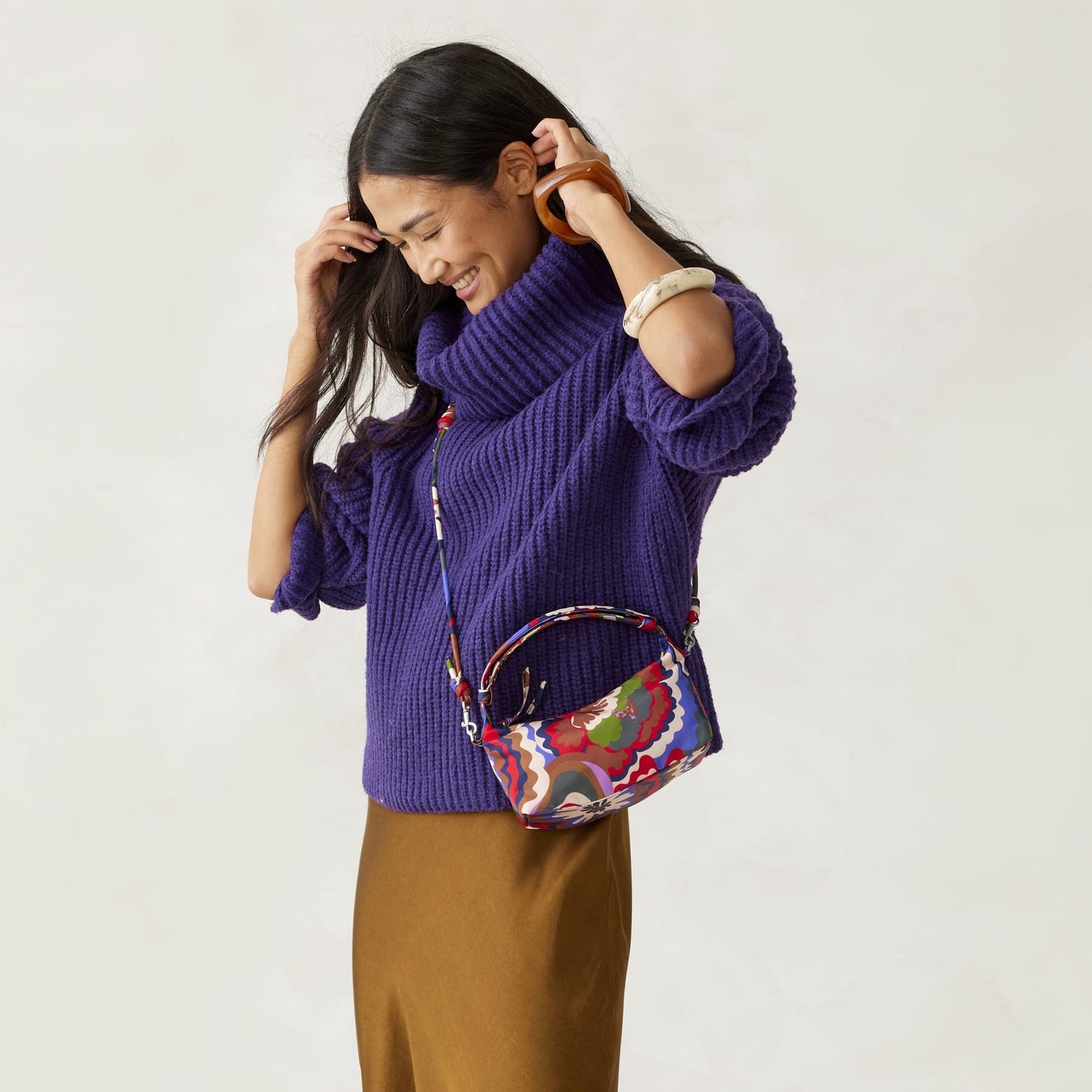 Roxbury Crescent Crossbody
