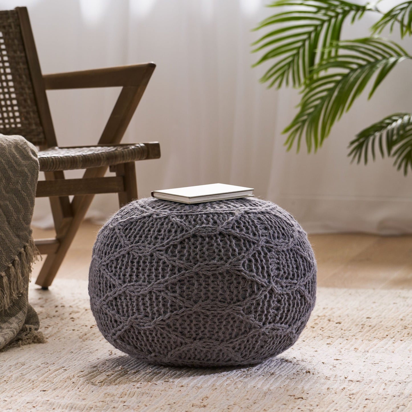 Splendid Round Knitted Wool Pouf