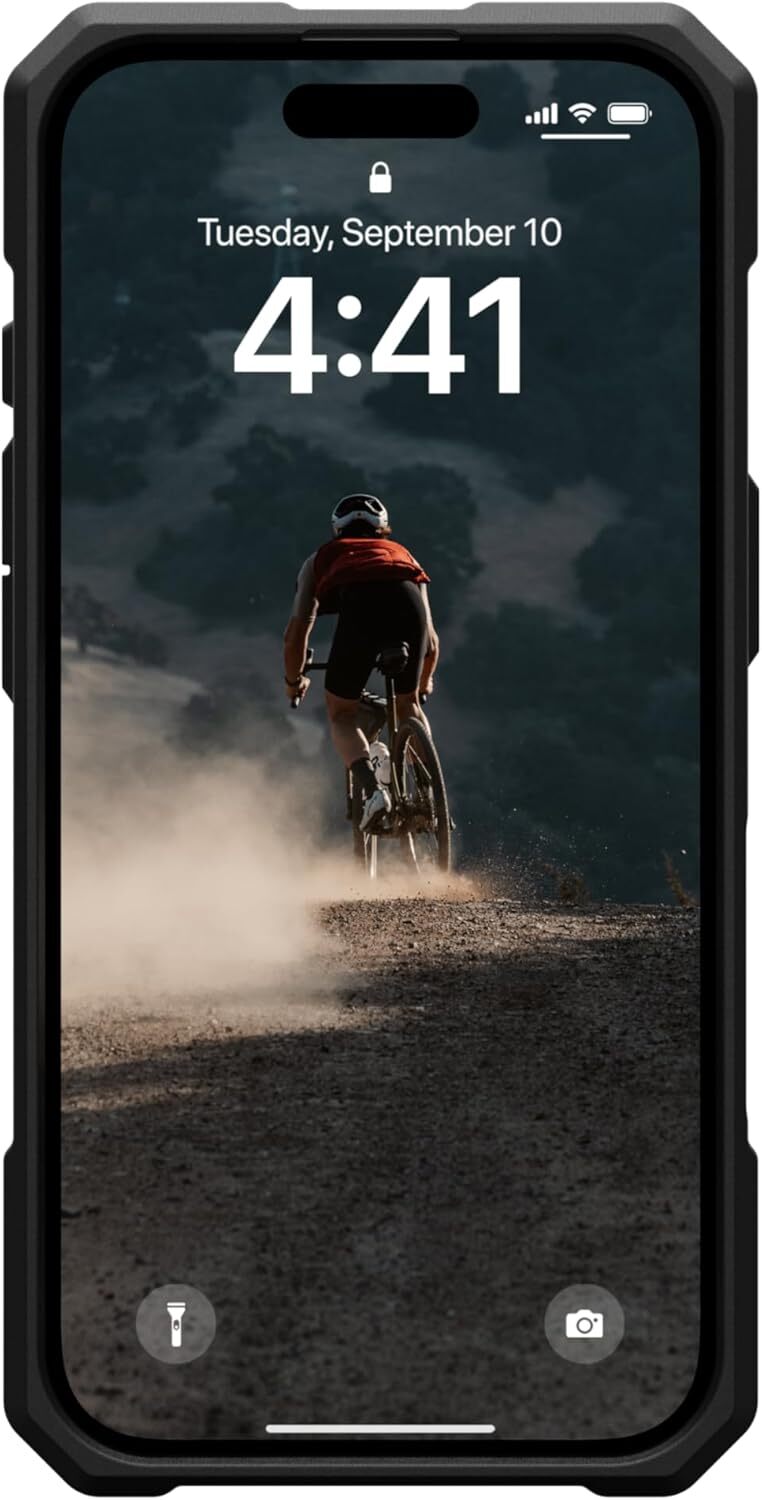 UAG iPhone 16 Case Monarch Pro Magsafe (Carbon Fibre)