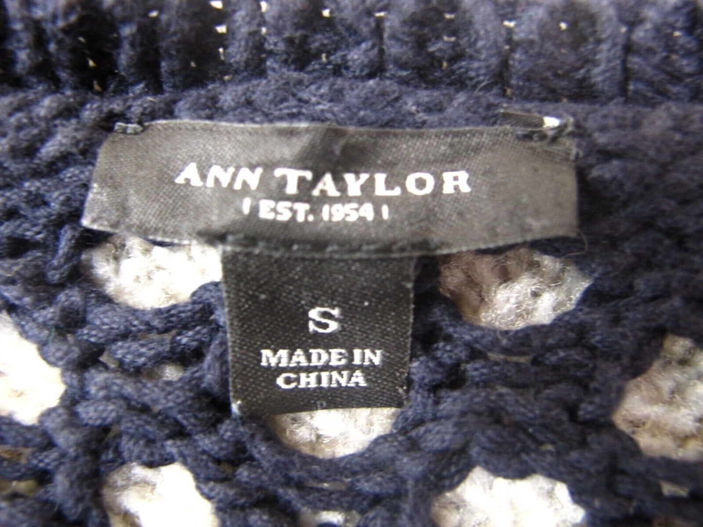 Ann Taylor Womens Pullover Knitted Sweater Eyelet Long Sleeves Blue Size Small