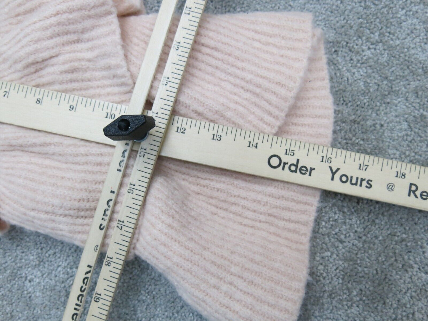 Forever 21 Womens Pullover Crew Neck Sweater Knitted Bell Sleeve Light Pink SZ L