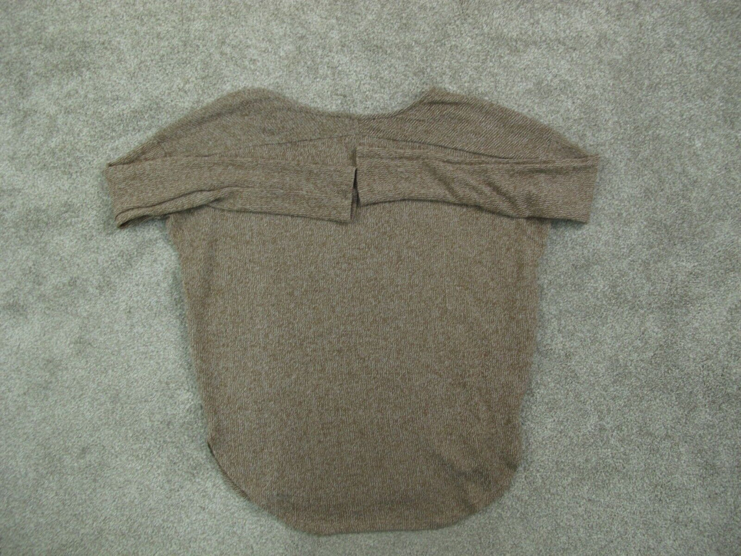 Forever 21 Womens Knitted Sweater Long Sleeves V Neck Khaki Size Small
