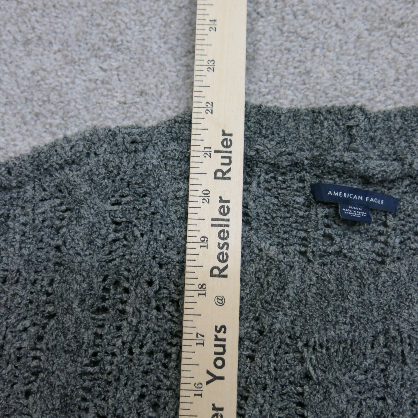 American Eagle Womens Cable Knit Sweater Crew Neck Long Sleeves Black SZ Medium