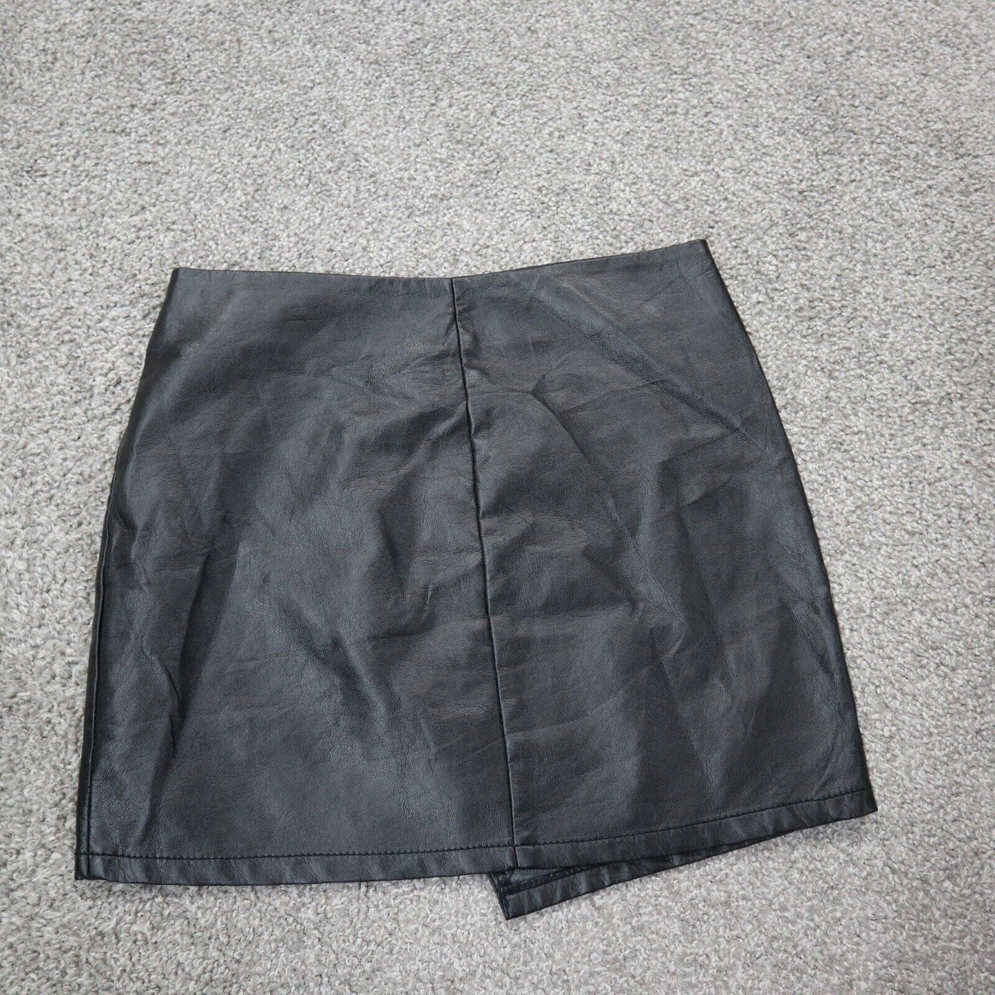 H&M Divided Womens Leather Mini Skirt Side Zipper Pockets Black Size 2