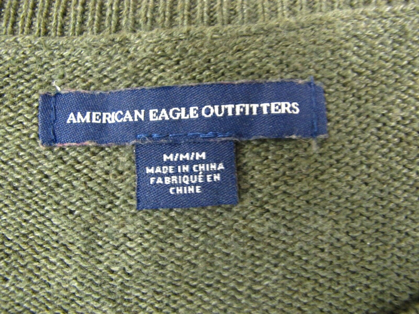 American Eagle Outfitter Womens Pullover Sweater Long Sleeves Olive Green Size M