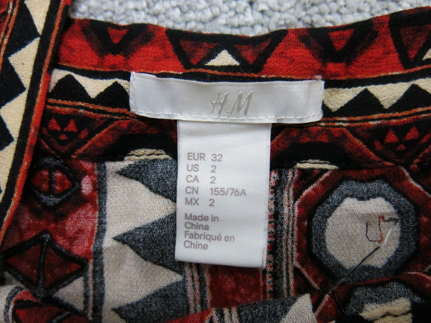 H&M Womens Camisole Tank Top Peplum Hem Wide Strap Geometric Red Black Size 2