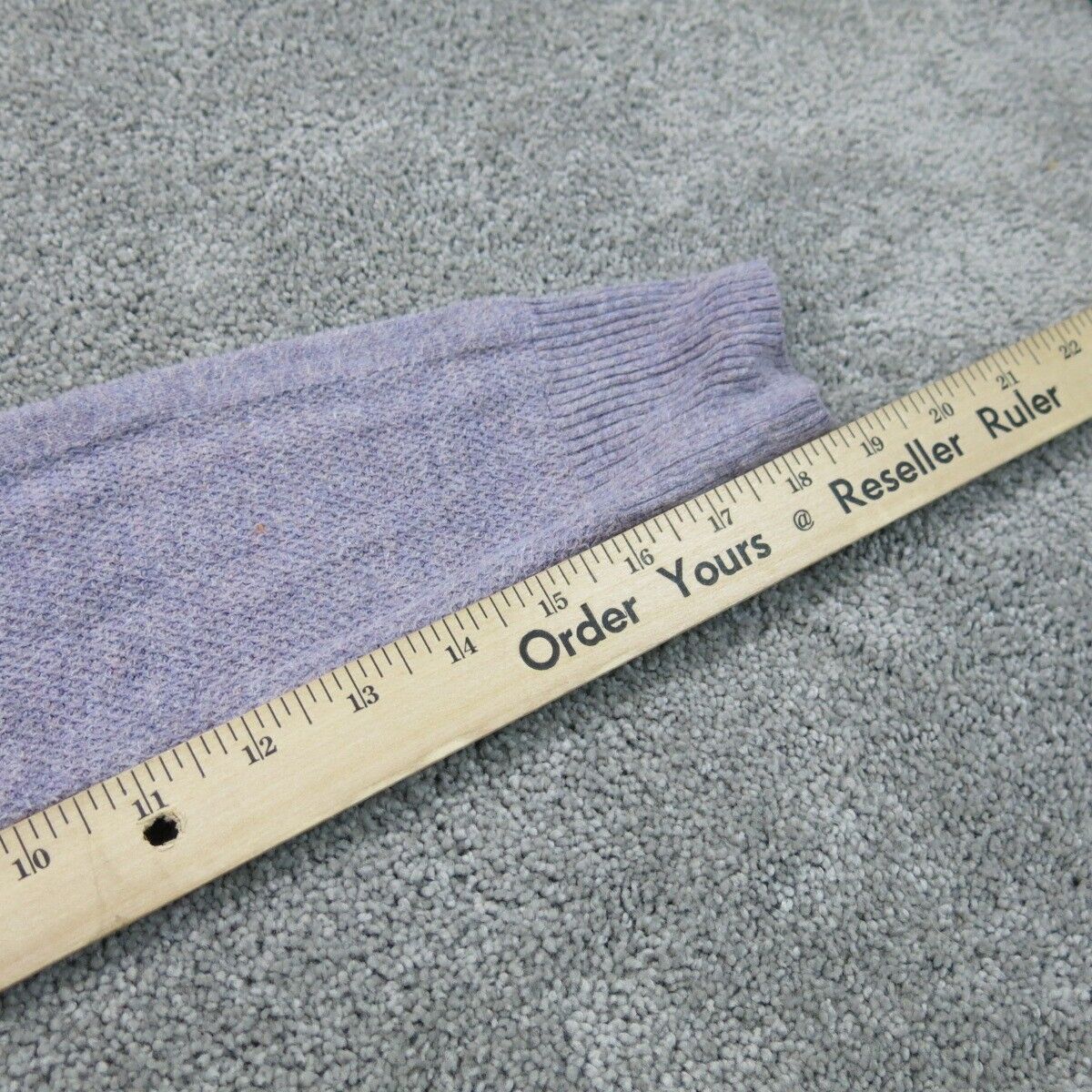 American Eagle Womens Pullover Sweater Round Neck Long Sleeve Light Purple SZ M