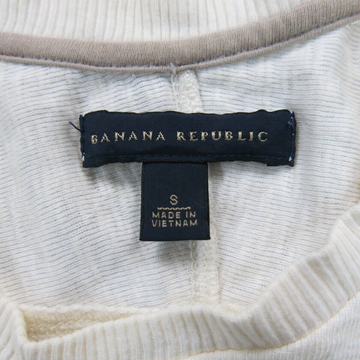 Banana Republic Womens Sweater Knitted Crew Neck Long Sleeves Ivory Size Small